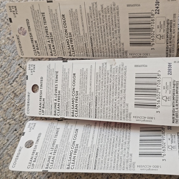 COVERGIRL BRAND WOMEN'S TINTED LIP BALM #300 "LIFE IS PINK" BUNDLE OF 3 - Picture 5 of 5